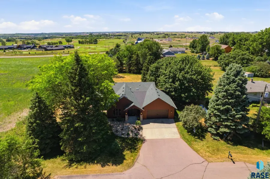 47649 Surrell St, Sioux Falls, SD 57104 - #3