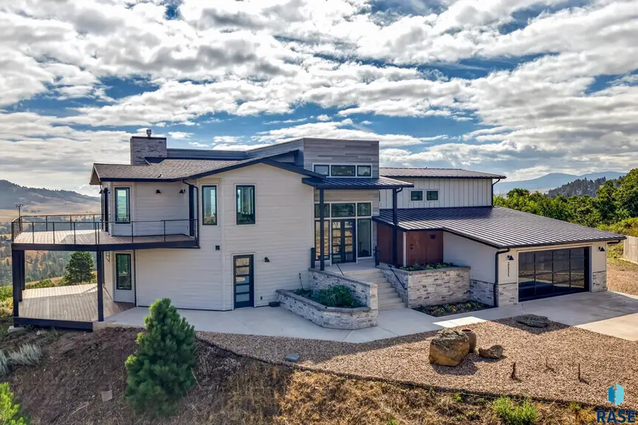 2111 Vantage Cir, Spearfish, SD 57783 - #2