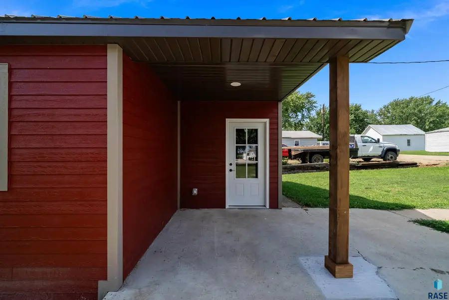 240 E Elm St, Monroe, SD 57047 - #3