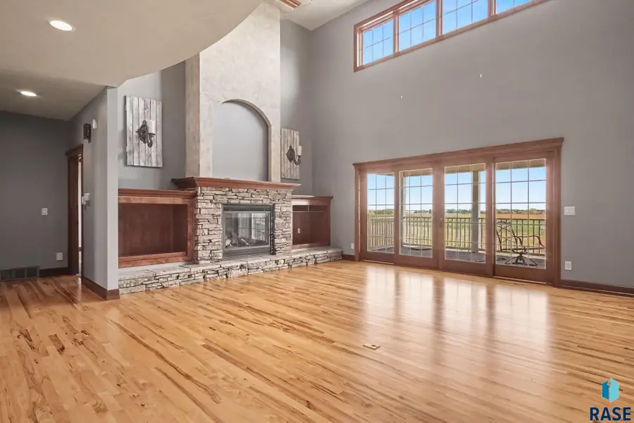1440 Quarry Rd, Luverne, MN 56156 - #3