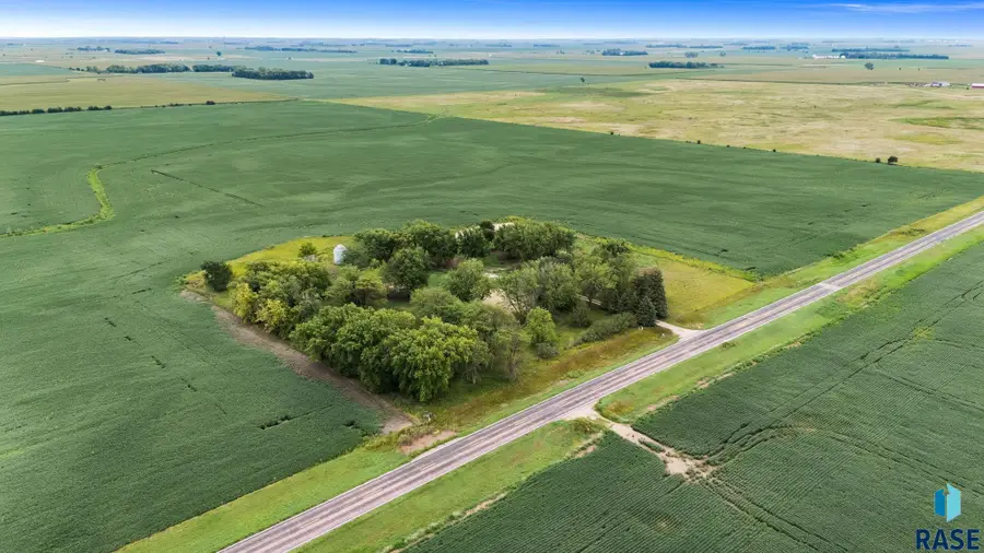 28224 469th Ave, Lennox, SD 57039 - #2