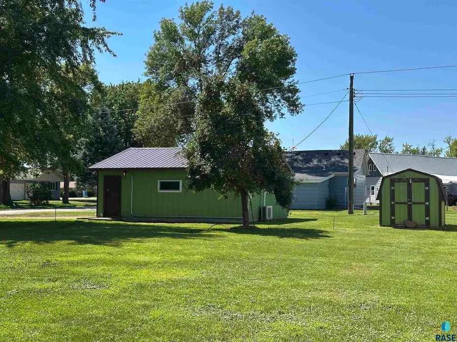 613 2nd Ave S, Clear Lake, SD 57226 - #2