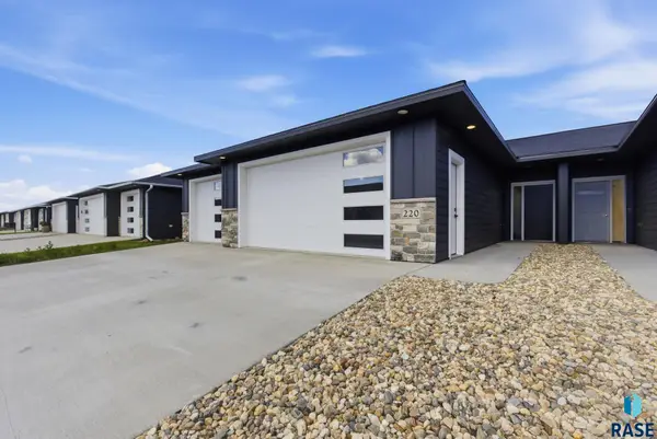220 E Ivy Rd, Tea, SD 57064