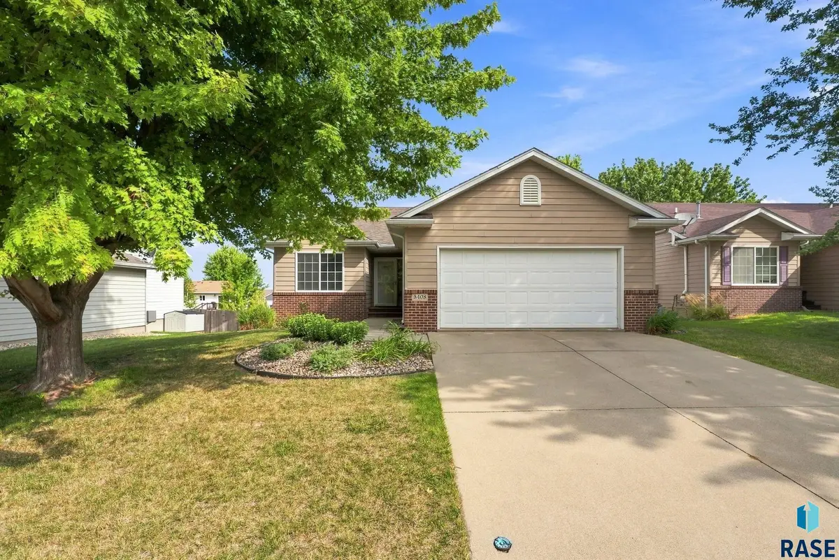 5408 W Boxwood St, Sioux Falls, SD 57107 - #1