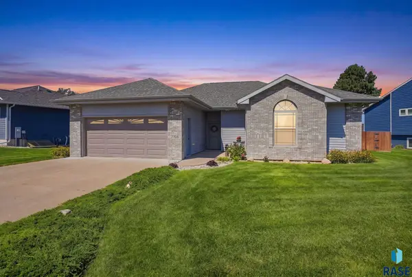 7708 W Browning St, Sioux Falls, SD 57106