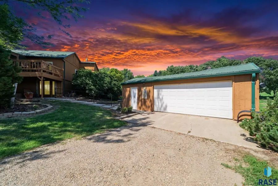 47766 283rd St, Canton, SD 57013 - #2