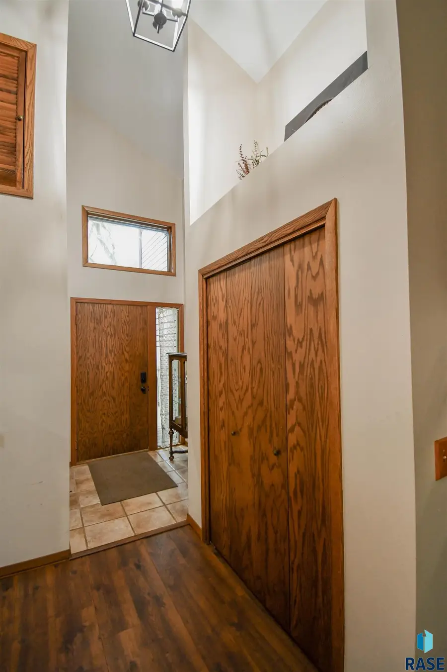 1715 N Tahoe Trl, Sioux Falls, SD 57110 - #3