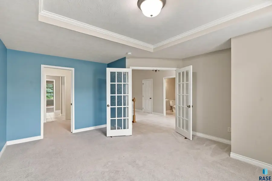 2311 W Brook Haven Pl Pl, Sioux Falls, SD 57108 - #2
