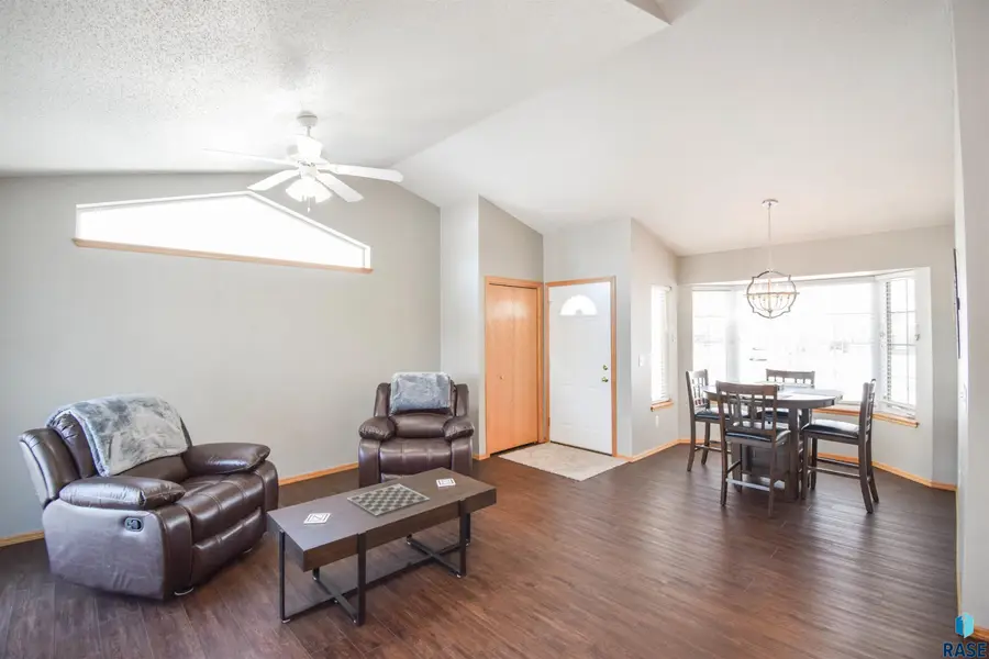 4817 S Galway Ave, Sioux Falls, SD 57106 - #3