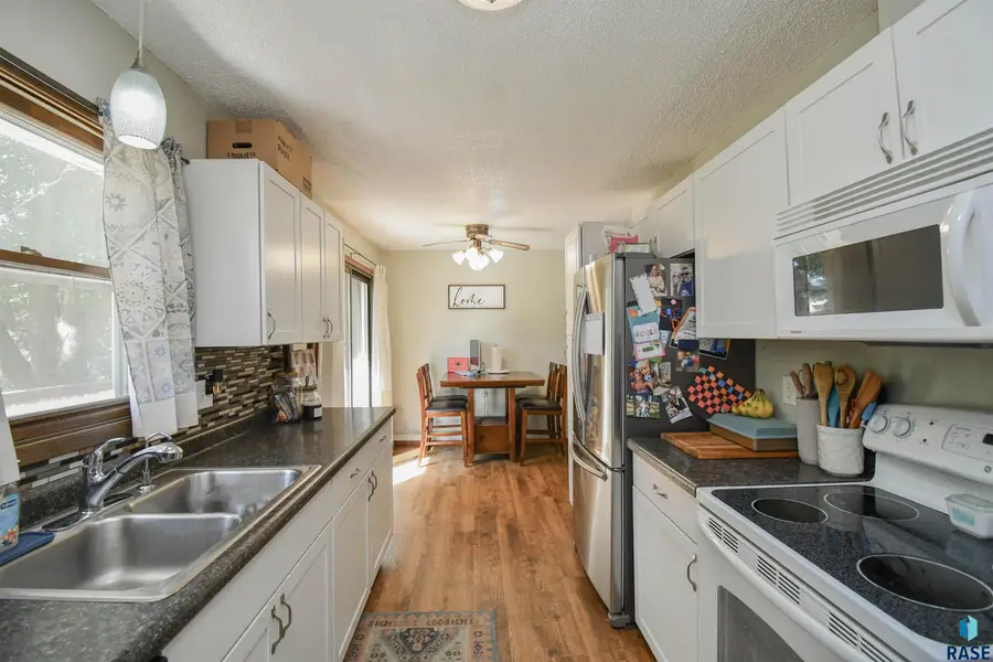 5821 W 50th St, Sioux Falls, SD 57106 - #3