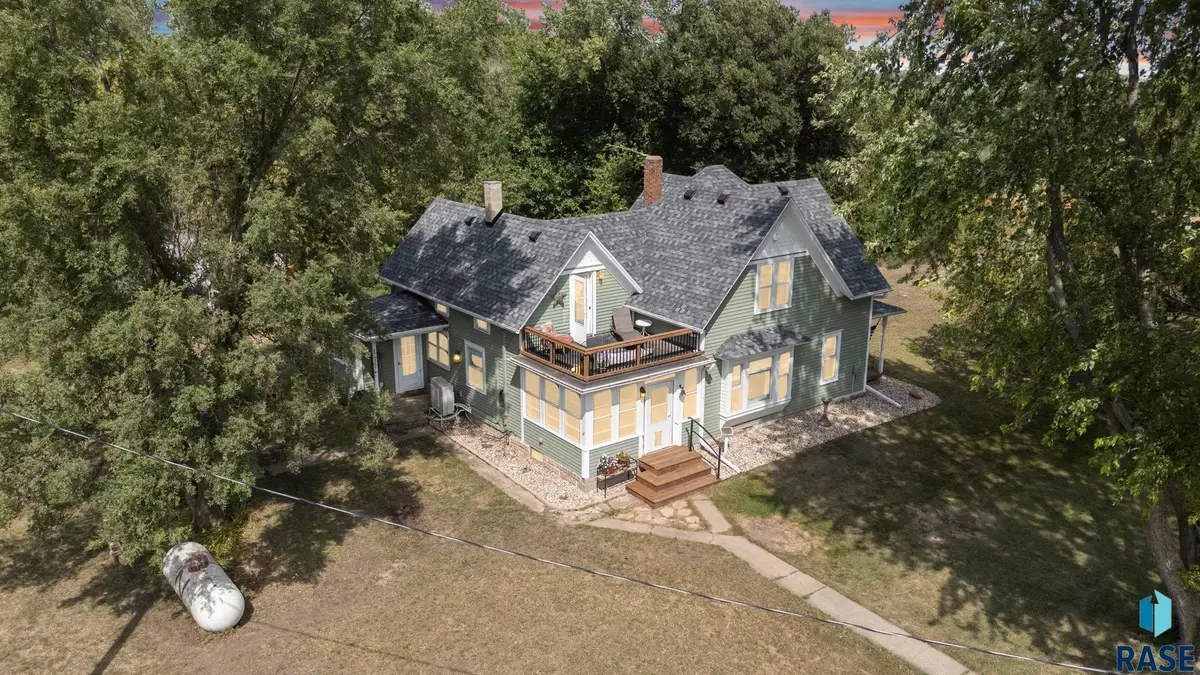 27765 476th St, Canton, SD 57013 - #1