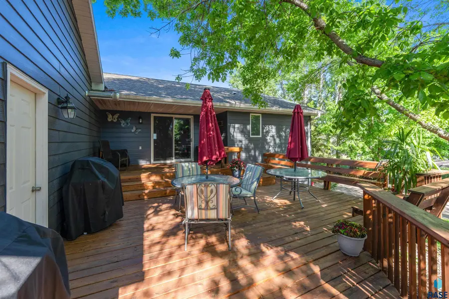 200 E 9th St, Crooks, SD 57020 - #3