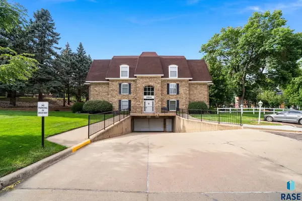 2904 W 33rd St #125, Sioux Falls, SD 57105