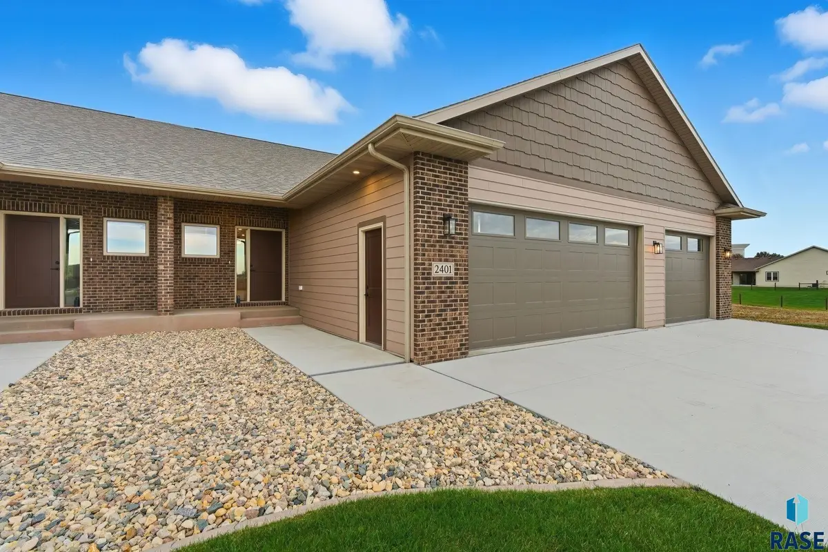 2401 E Joshua Cir, Sioux Falls, SD 57108 - #1