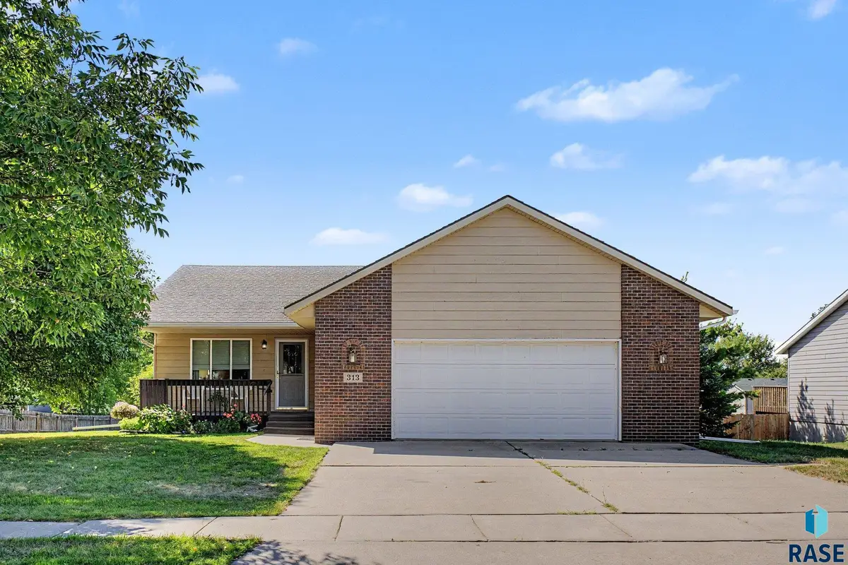 313 W 8th St, Dell Rapids, SD 57022 - #1