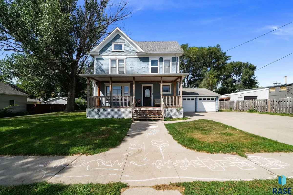 115 S Bartlett St, Canton, SD 57001 - #1