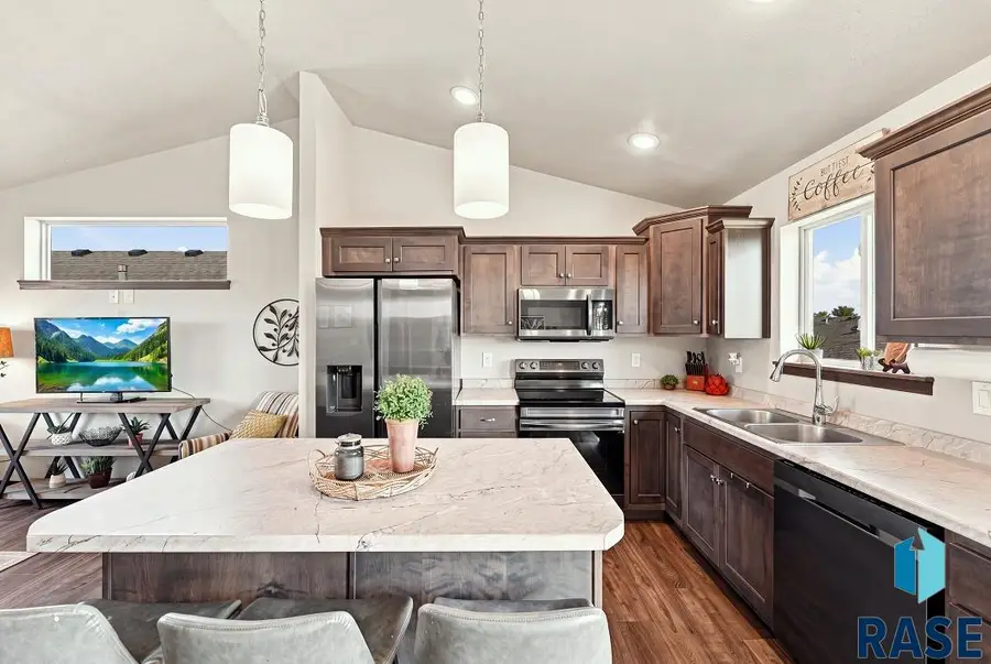 9309 W Colton St, Sioux Falls, SD 57106 - #2