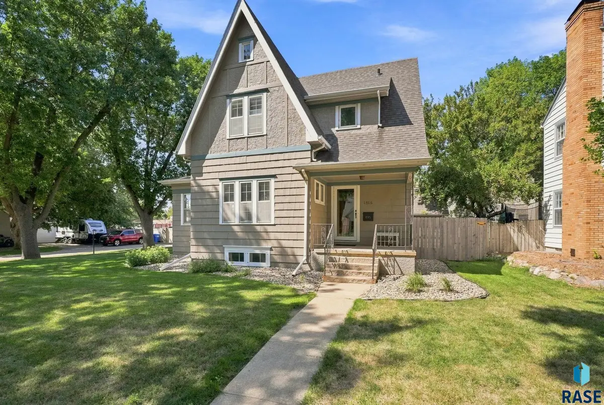 1515 S Dakota Ave, Sioux Falls, SD 57105 - #1