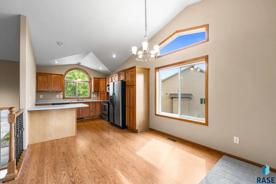 7514 W 58th St, Sioux Falls, SD 57106 - #3