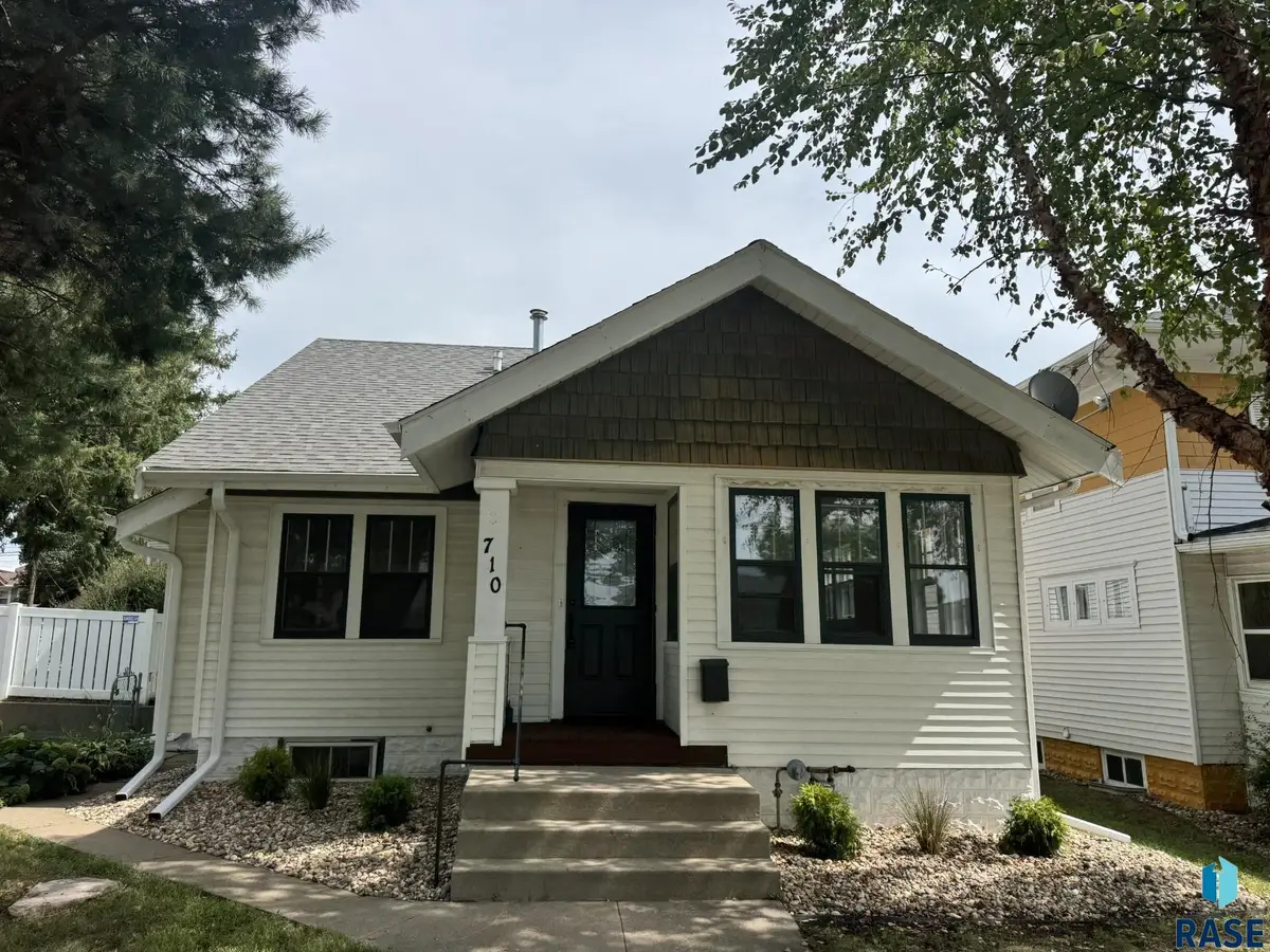 710 S Grange Ave, Sioux Falls, SD 57104 - #1