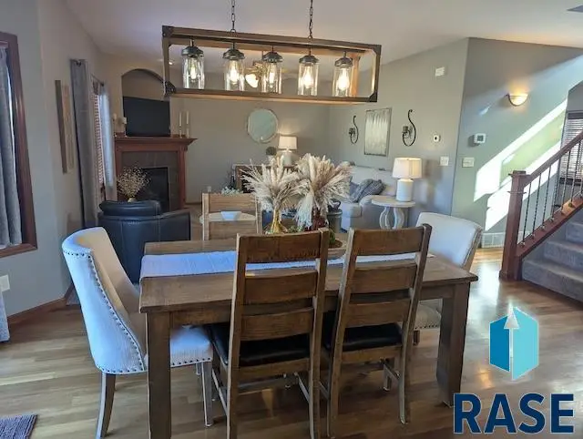 8128 S Grass Creek Dr, Sioux Falls, SD 57108 - #2