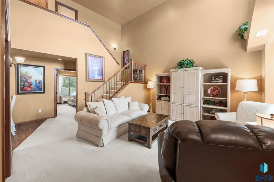 1117 S President Ct, Sioux Falls, SD 57106 - #3