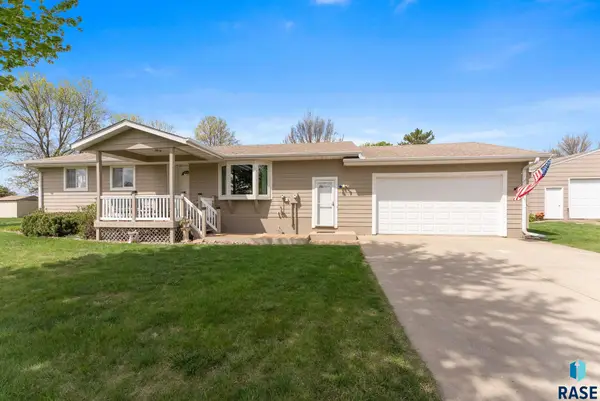 26963 Elmen Pl, Sioux Falls, SD 57108