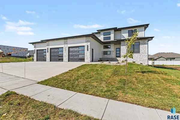 2605 S Maplewood Ave, Sioux Falls, SD 57110
