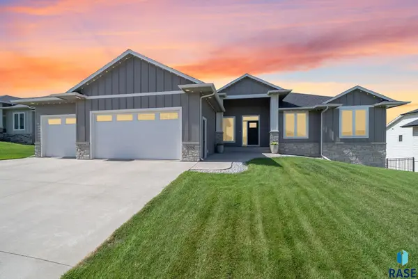 2705 S Faith Ave, Sioux Falls, SD 57110