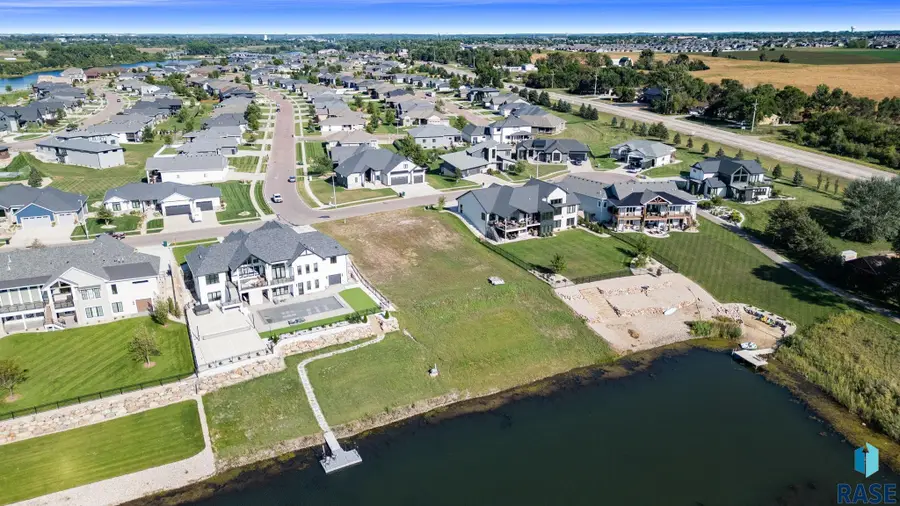 301 S Waterside Cir, Sioux Falls, SD 57107 - #3