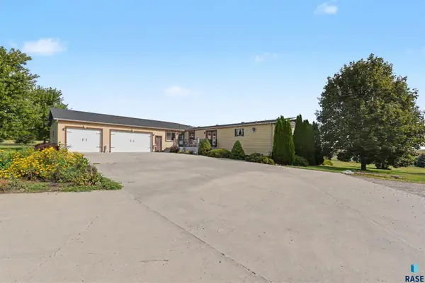 22961 478th Ave, Flandreau, SD 57028