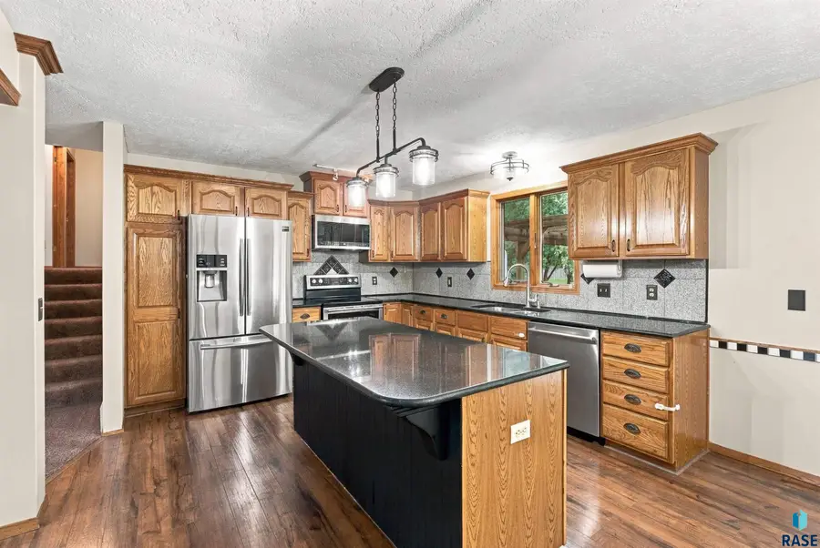 27091 Mariah Pl, Harrisburg, SD 57032 - #3