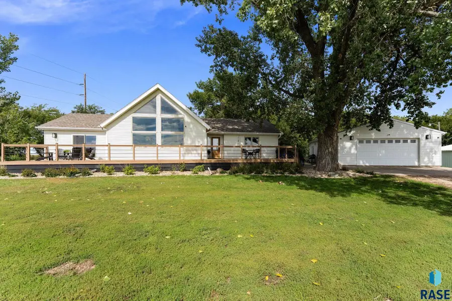 27534 464th Ave, Lennox, SD 57039 - #2