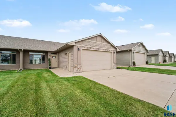 3513 E Bison Trl, Sioux Falls, SD 57108