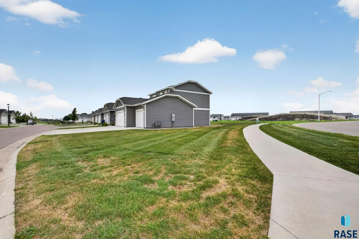 9309 W Ark Pl, Sioux Falls, SD 57106 - #1