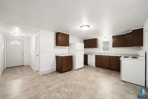 309 E 5th St, Dell Rapids, SD 57022