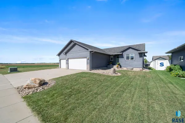 9020 W 22nd St, Sioux Falls, SD 57106