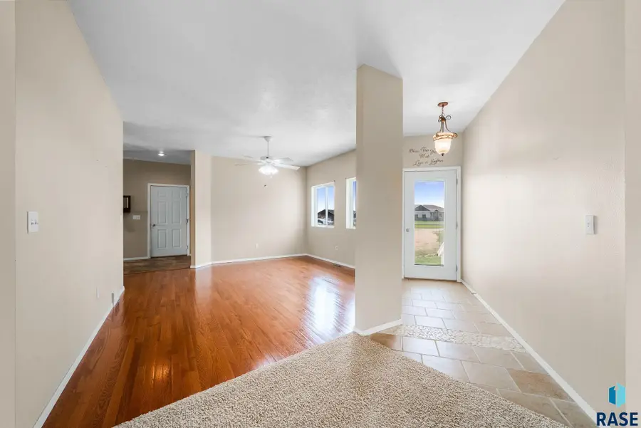 45114 Herman Blvd, Madison, SD 57042 - #2