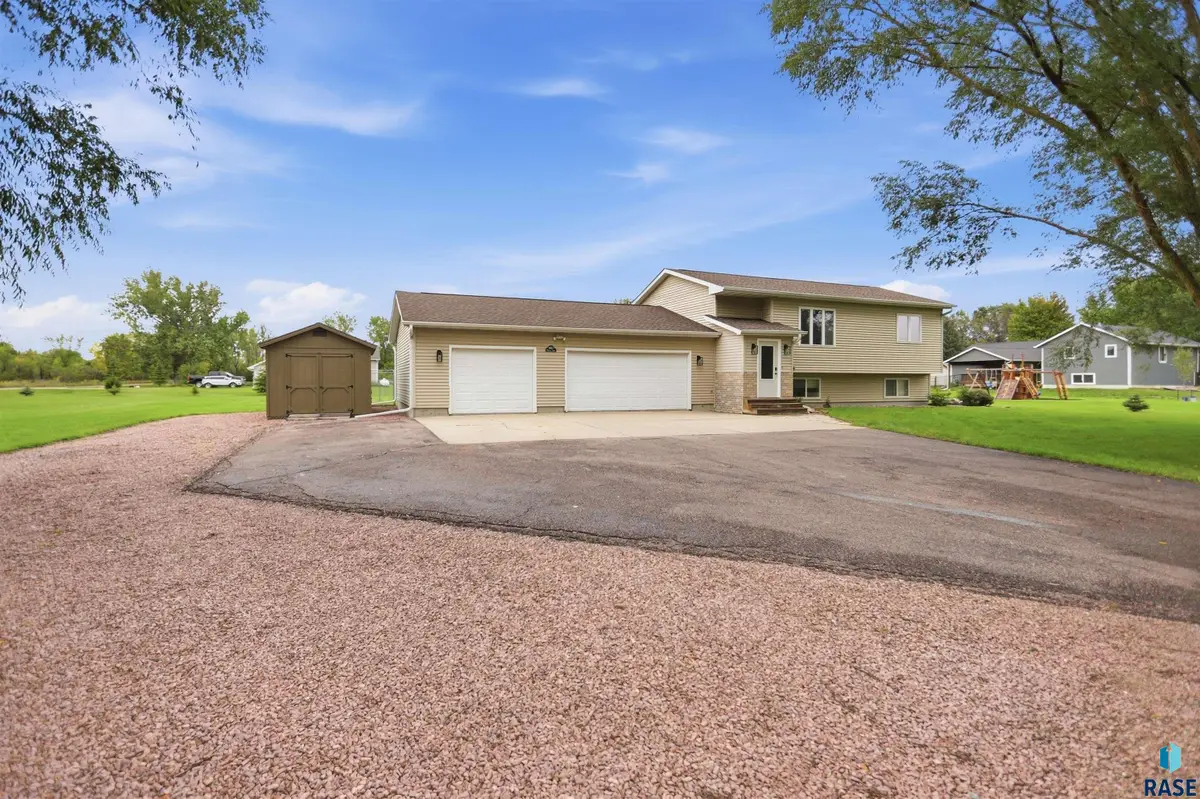 46922 Frontier St, Tea, SD 57064 - #1