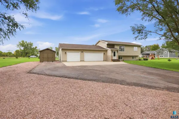 46922 Frontier St, Tea, SD 57064