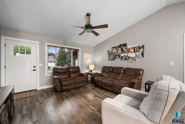 6509 W Bonnie Ct, Sioux Falls, SD 57106