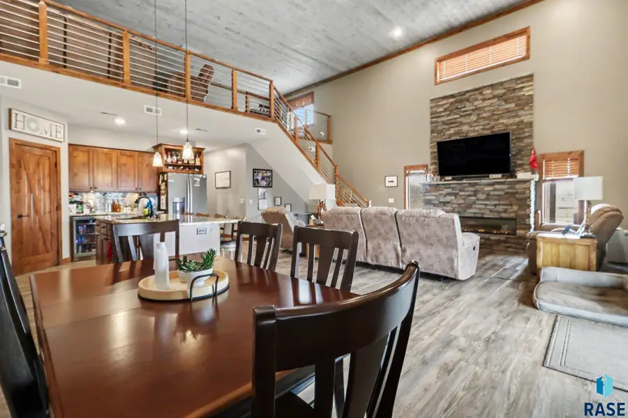27404 470th Ave, Lennox, SD 57039 - #2