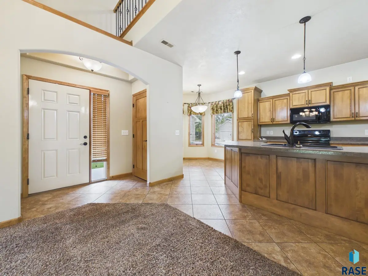 720 E 70th Pl, Sioux Falls, SD 57108 - #1
