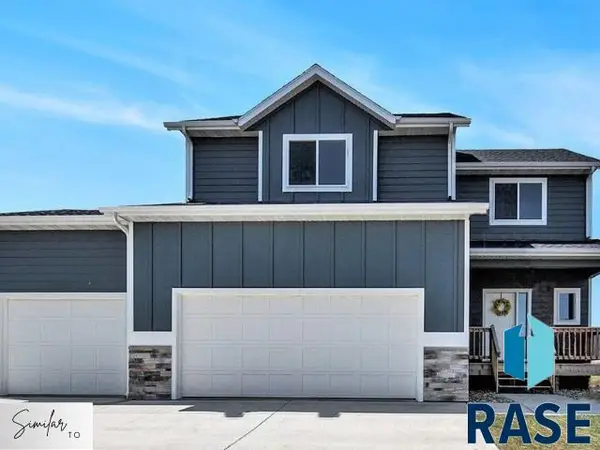 5801 W Raleigh Cir, Sioux Falls, SD 57107