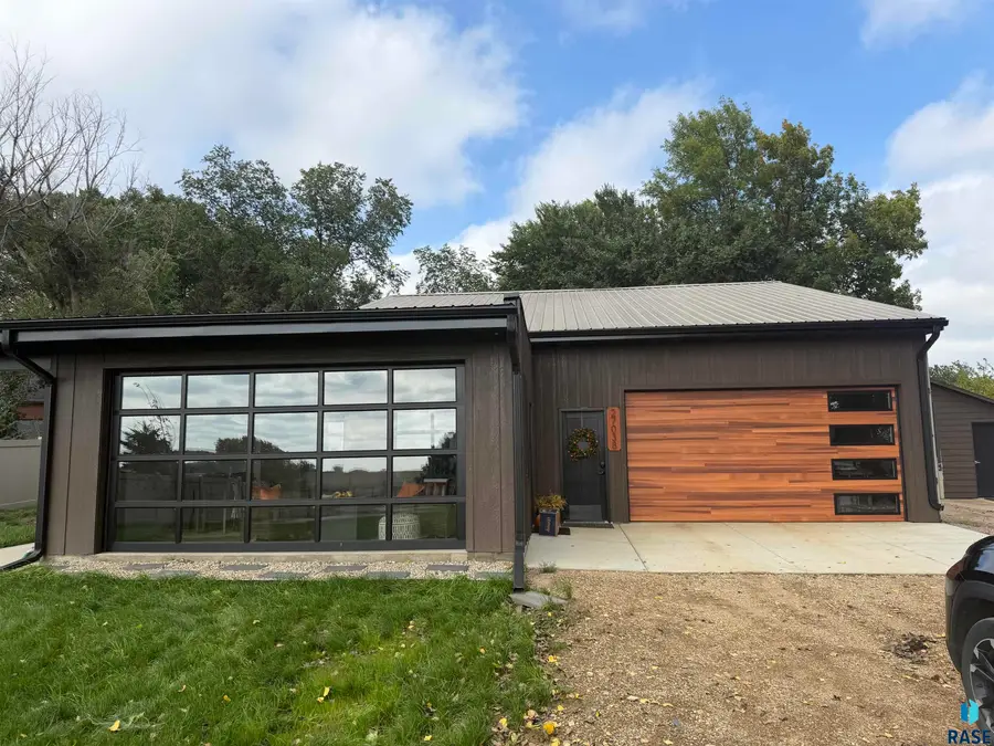 27038 459th Ave, Parker, SD 57053 - #2