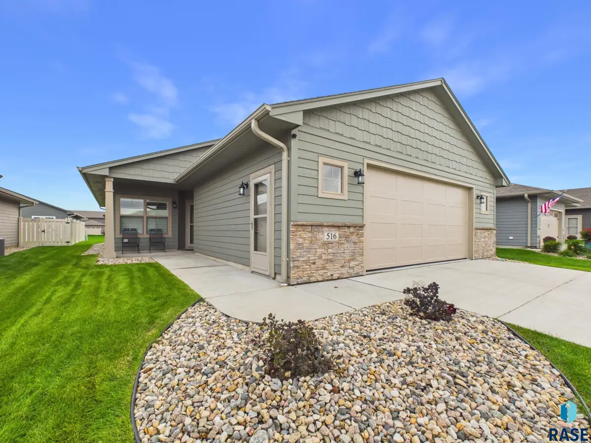 516 S Big Stone Ave, Sioux Falls, SD 57106 - #1