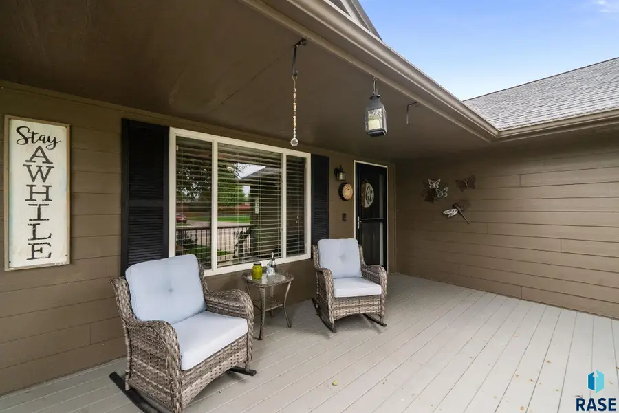 5002 S Baneberry Ave, Sioux Falls, SD 57106 - #3