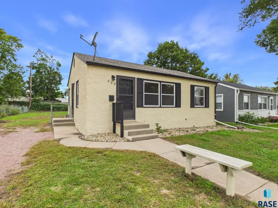 405 S Omaha Ave, Sioux Falls, SD 57103 - #2