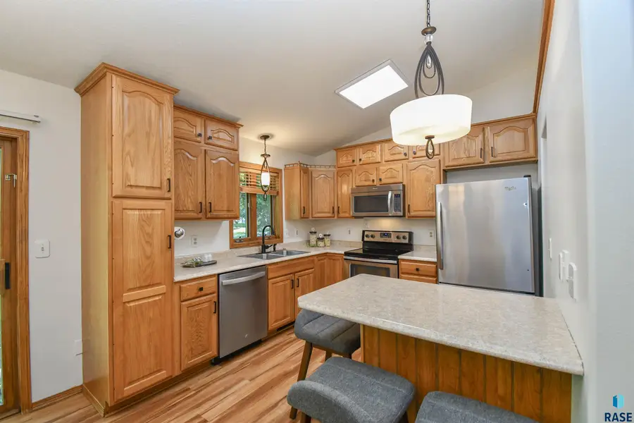 2901 S Pepper Ridge Ave, Sioux Falls, SD 57103 - #3