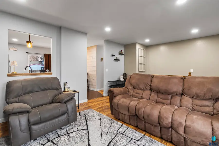 204 N Steven St, Worthing, SD 57077 - #2